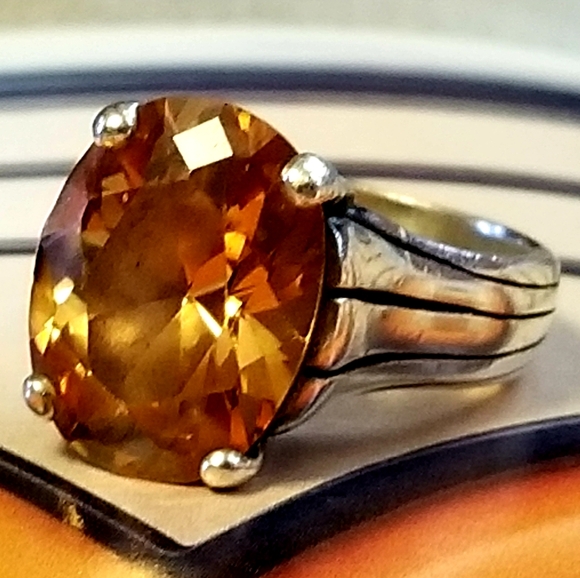 Silpada Jewelry - Rare Silpada Sterling Silver & Zirconia Ring